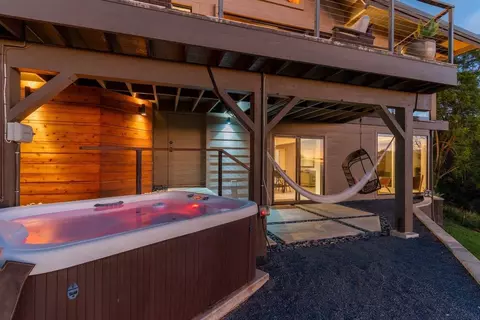 Exterior - 320 Lower Kimo Dr, Kula, HI 96790 photo 11 of 12