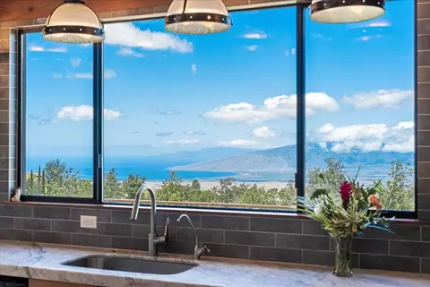 Kitchen - 320 Lower Kimo Dr, Kula, HI 96790 photo 5 of 5