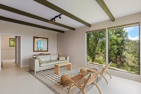Living - 320 Lower Kimo Dr, Kula, HI 96790 photo 6 of 6