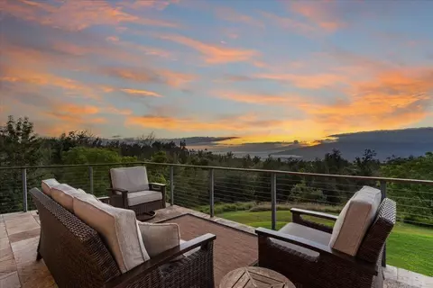 Exterior - 320 Lower Kimo Dr, Kula, HI 96790 photo 4 of 12