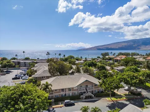 480 Kenolio Rd #5-202, Kihei, HI 96753