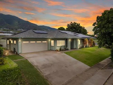 55 Moolu St, Wailuku, HI 96793