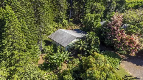 998 Kauhikoa Rd # 4, Haiku, HI 96708