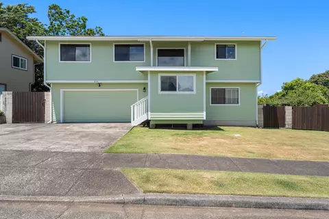 217 N Makaleha Pl, Makawao, HI 96768