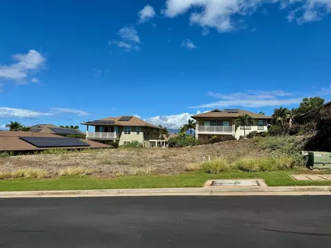 92 Hoolapa St, Kihei, HI 96753