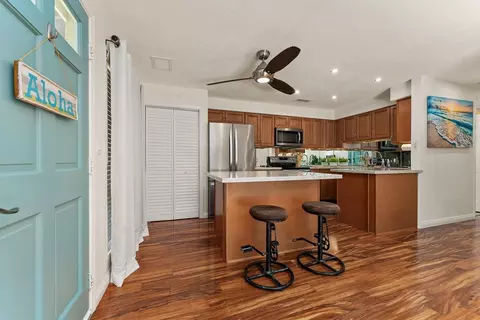 140 Uwapo Rd #19-202, Kihei, HI 96753