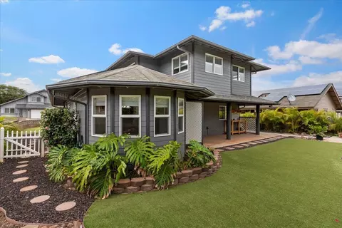 116 Kuualoha St, Kahului, HI 96732