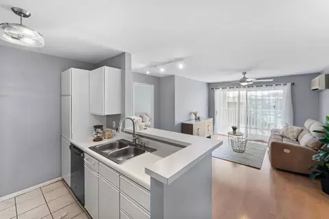56 Kunihi Ln #333, Kahului, HI 96732