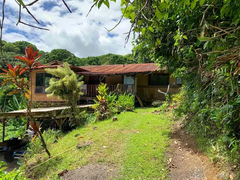 13895 Hana Hwy, Haiku, HI 96708