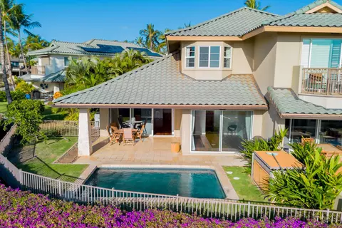 393 Kai Malu Pl #52B, Kihei, HI 96753