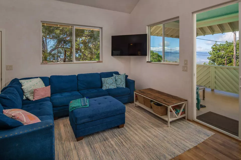 Living - 84 Loha St UNIT C, Makawao, HI 96768 photo 2 of 2