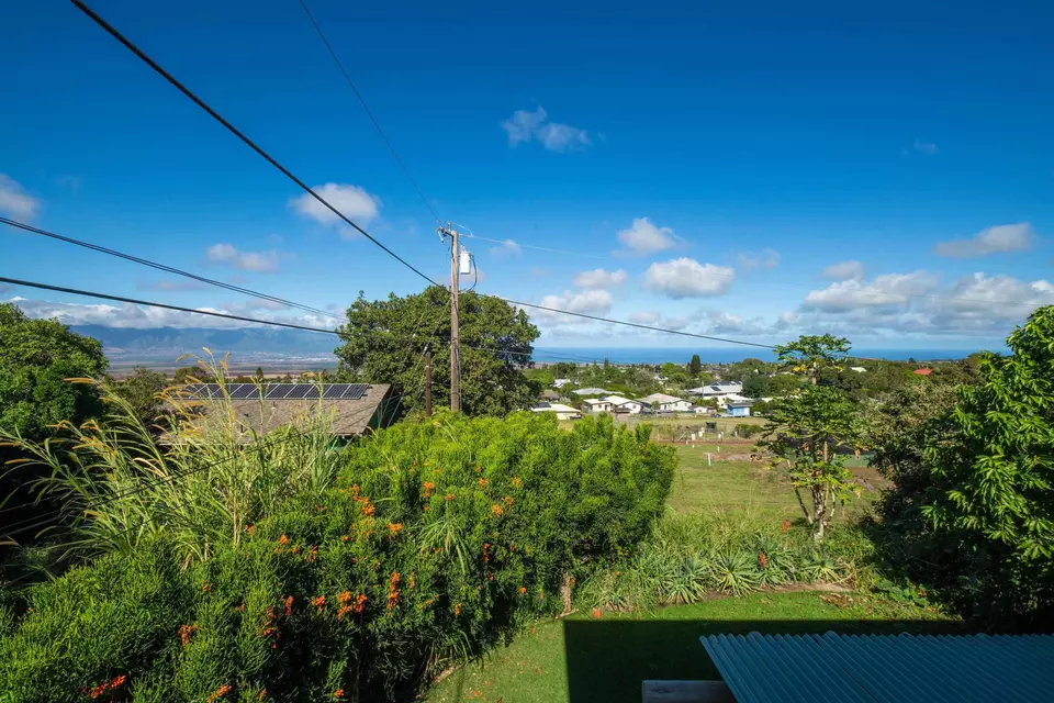 View/Area - 84 Loha St UNIT C, Makawao, HI 96768 photo 2 of 12