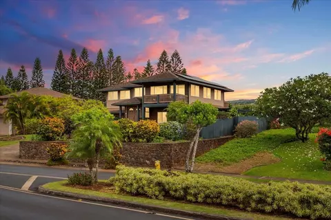 16 Kahana Ridge Dr, Lahaina, HI 96761