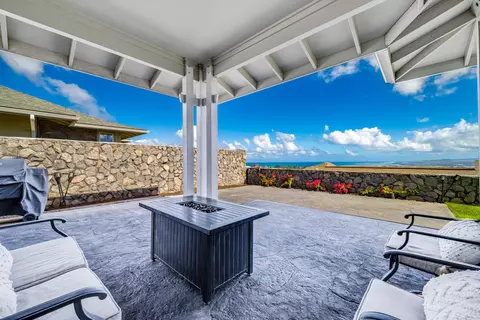 301 Pua Kalaunu Loop, Wailuku, HI 96793