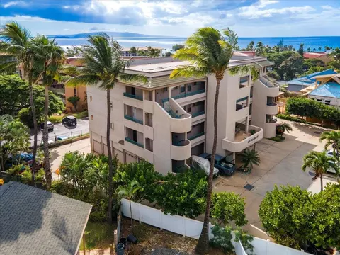 112 Walaka St #302, Kihei, HI 96753