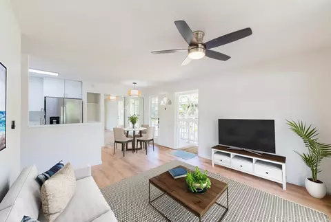160 Keonekai Rd #9-202, Kihei, HI 96753