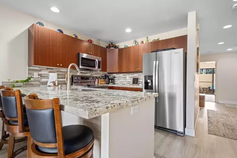 2777 S Kihei Rd #E102, Kihei, HI 96753