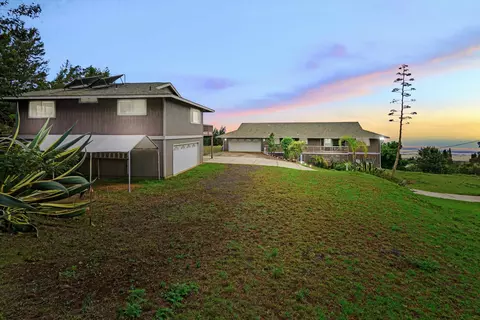 22 Malia-iokepa Pl, Kula, HI 96790