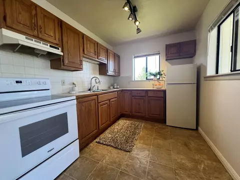 Kitchen - 5791 Lower Kula Rd, Kula, HI 96790 photo 8 of 8