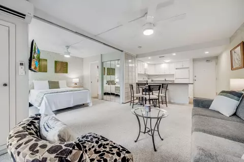 2124 Awihi Pl #212, Kihei, HI 96753