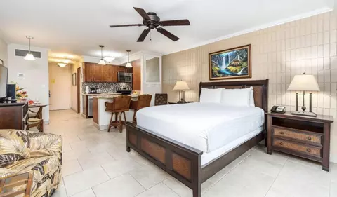 475 Front St #404, Lahaina, HI 96761