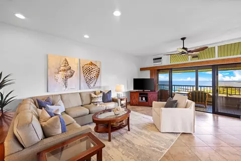 100 Ridge Rd #1523-24, Lahaina, HI 96761