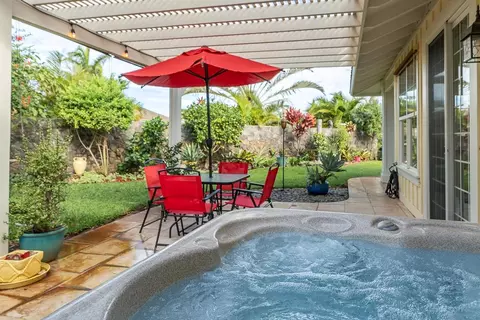 203 Kuli Puu St, Kihei, HI 96753