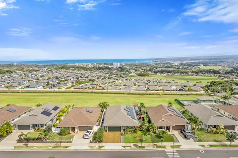 112 Kilioopu St, Wailuku, HI 96793
