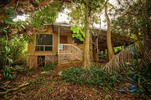 77 Peahi Rd, Haiku, HI 96708 photo 3