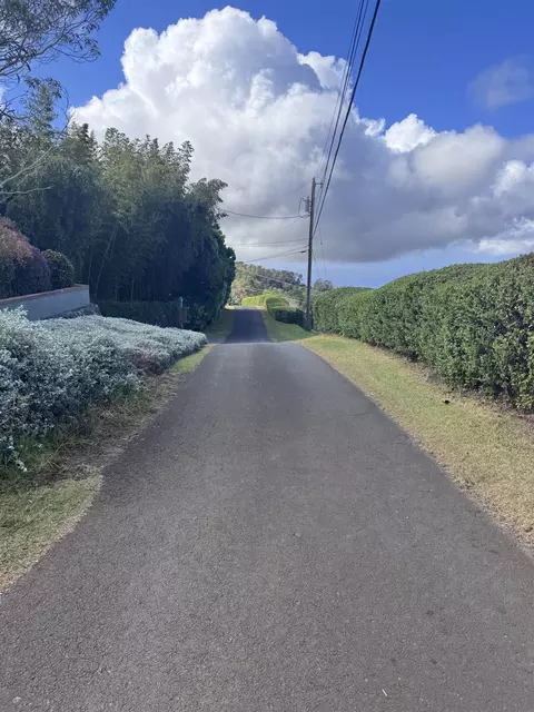 Middle Rd, Kula, HI 96790