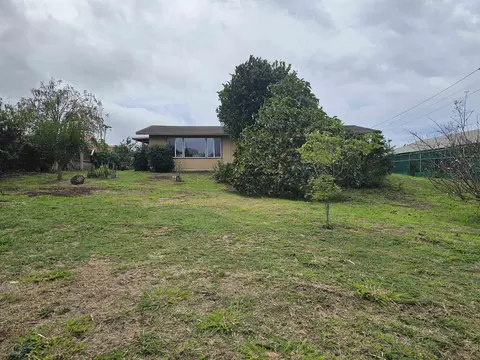 2 Kilakila Pl #A, Makawao, HI 96768
