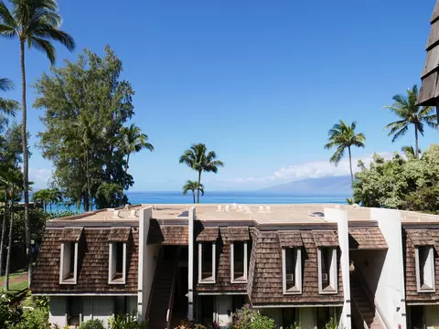 4007 Lower Honoapiilani Rd #114, Lahaina, HI 96761