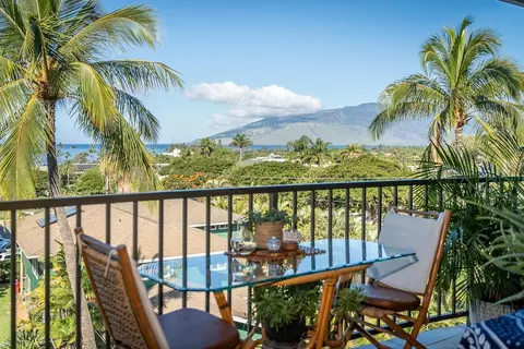 2124 Awihi Pl #305, Kihei, HI 96753