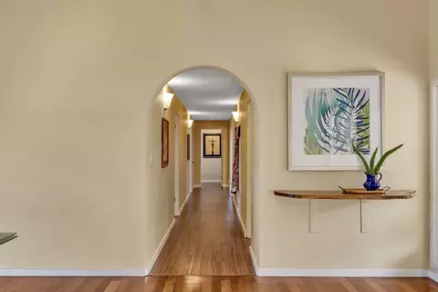 Entry Way - 1461 Naalae Rd, Kula, HI 96790 photo 3 of 3