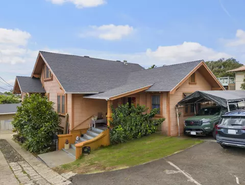 252 Halenani Dr, Wailuku, HI 96793