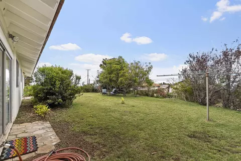 Exterior - 10 Meakoho Pl, Kula, HI 96790 photo 5 of 8