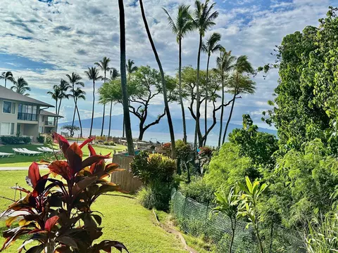 50 Napili Pl #119, Lahaina, HI 96761