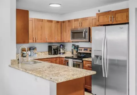 140 Uwapo Rd #60-106, Kihei, HI 96753