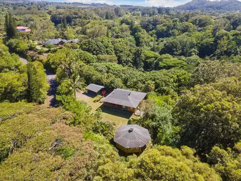 590 E Kuiaha Rd, Haiku, HI 96708