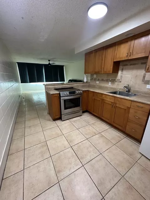 111 Kahului Beach Rd #A407, Kahului, HI 96732