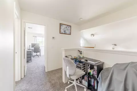 Entry Way - 121 Molehulehu Loop, Kahului, HI 96732 photo 4 of 5