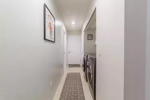 Entry Way - 121 Molehulehu Loop, Kahului, HI 96732 photo 2 of 5