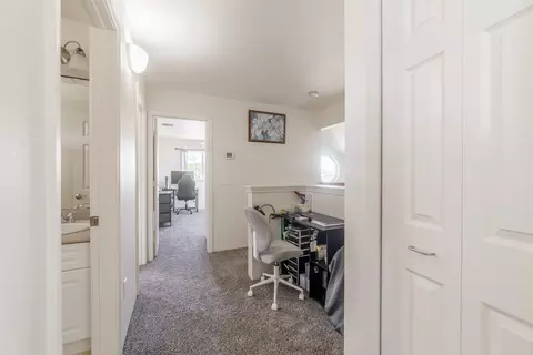 Entry Way - 121 Molehulehu Loop, Kahului, HI 96732 photo 3 of 5
