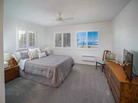 Bedroom - 1515 Lower Kimo Dr, Kula, HI 96790 photo 1 of 4