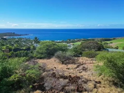 276 Hulopoe Dr, Lanai City, HI 96763