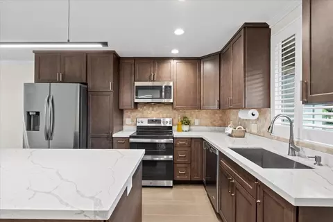 140 Uwapo Rd #35-104, Kihei, HI 96753
