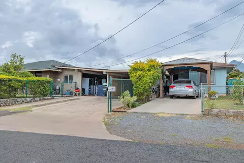 172 E Papa Ave, Kahului, HI 96732