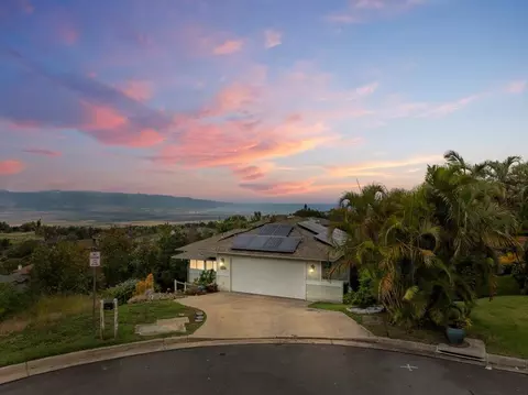40 Kapalulu Pl, Kula, HI 96790