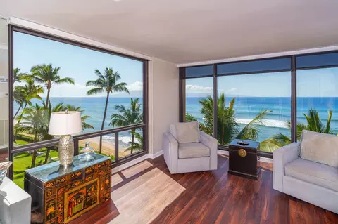 110 Kaanapali Shores Pl #501, Lahaina, HI 96761