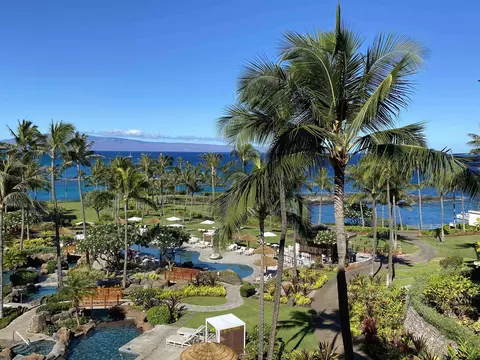 1 Bay Dr #4302, Lahaina, HI 96761